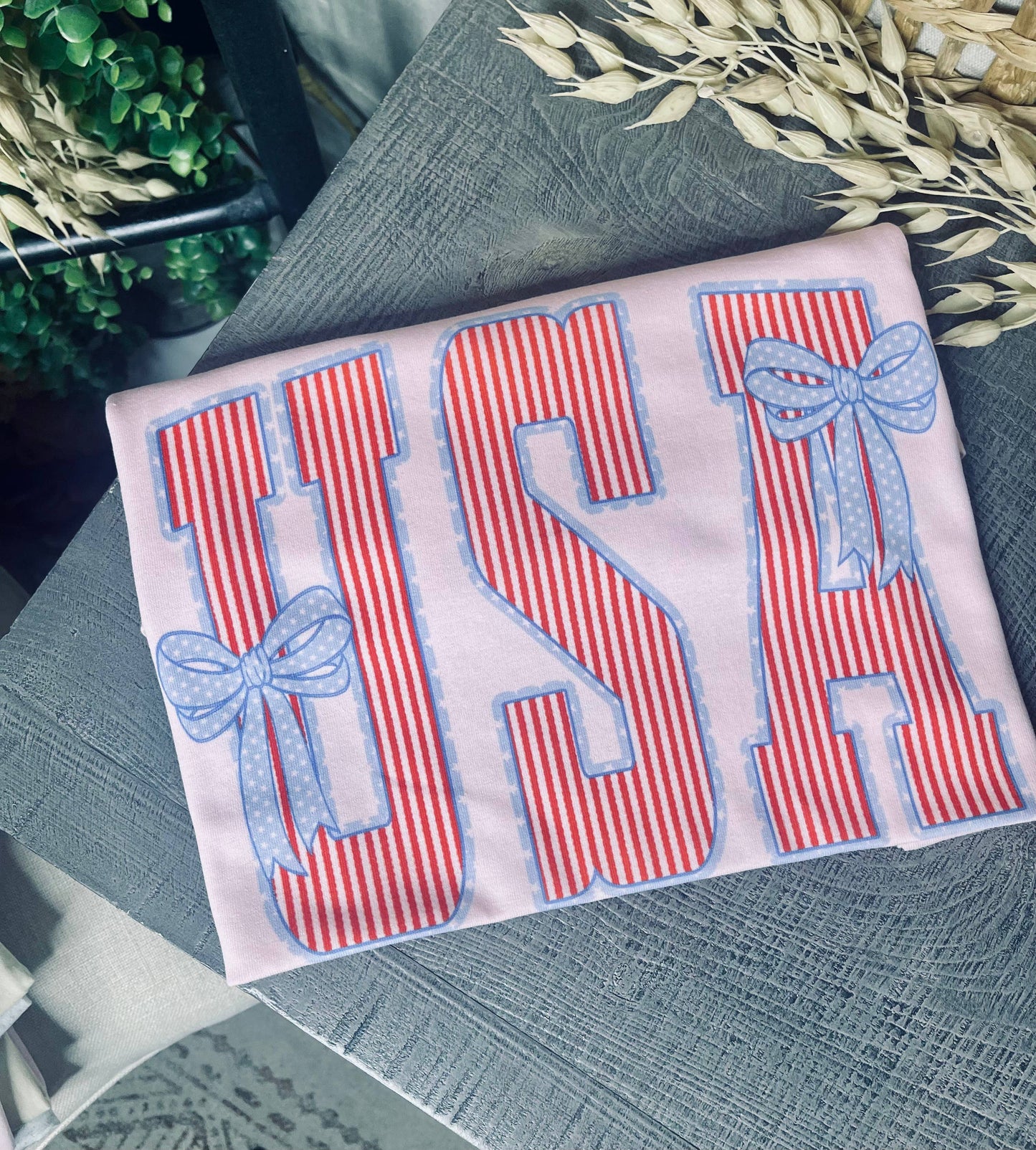 USA Stripes and bow